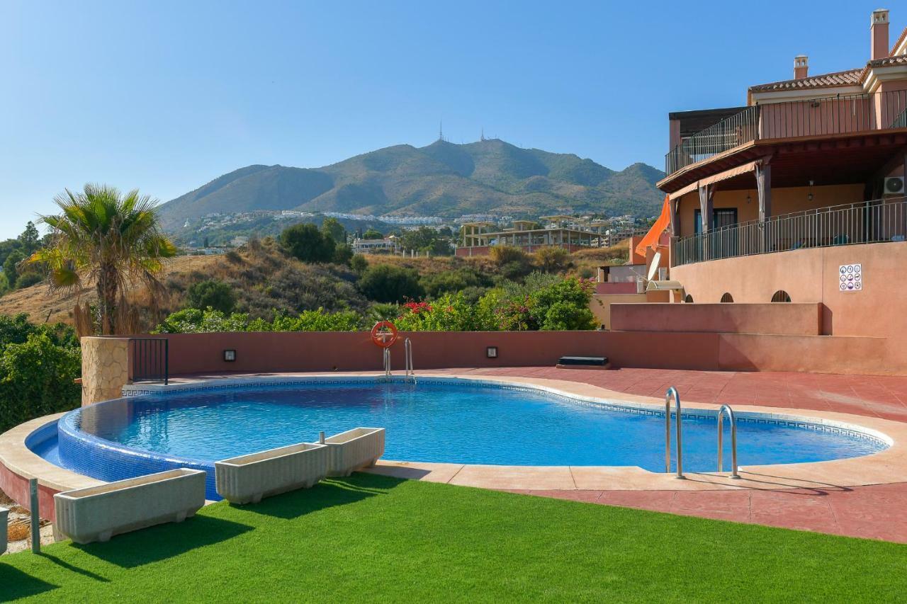 Bluebenalmadena 200Meters From The Beach With Jacuzzi And Rooftop Terrace (Adults Only) Экстерьер фото
