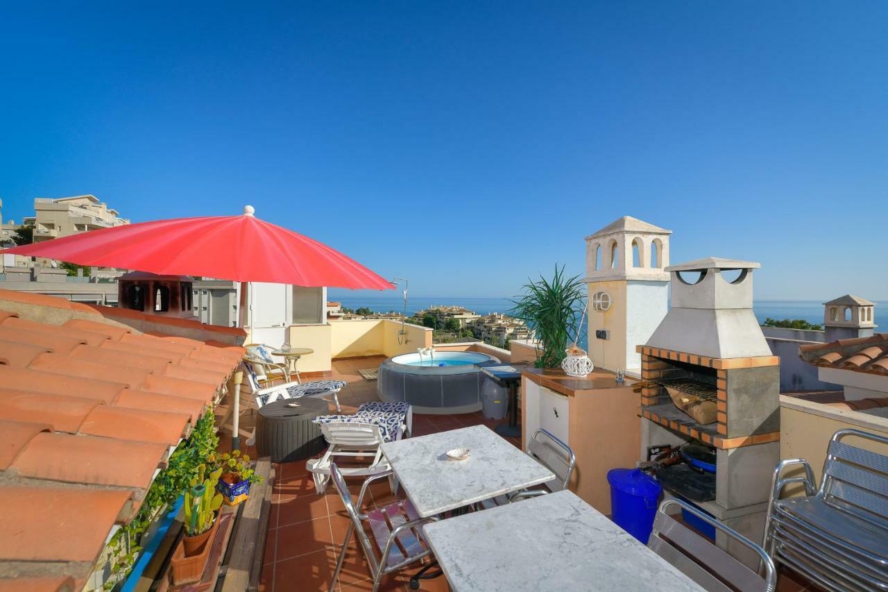 Bluebenalmadena 200Meters From The Beach With Jacuzzi And Rooftop Terrace (Adults Only) Экстерьер фото